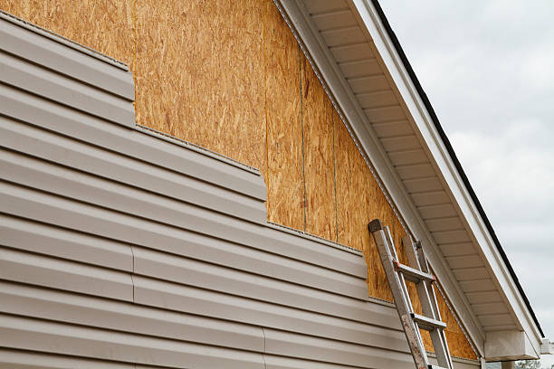 24/7 Emergency Vinyl Siding experts in Swannanoa, NC